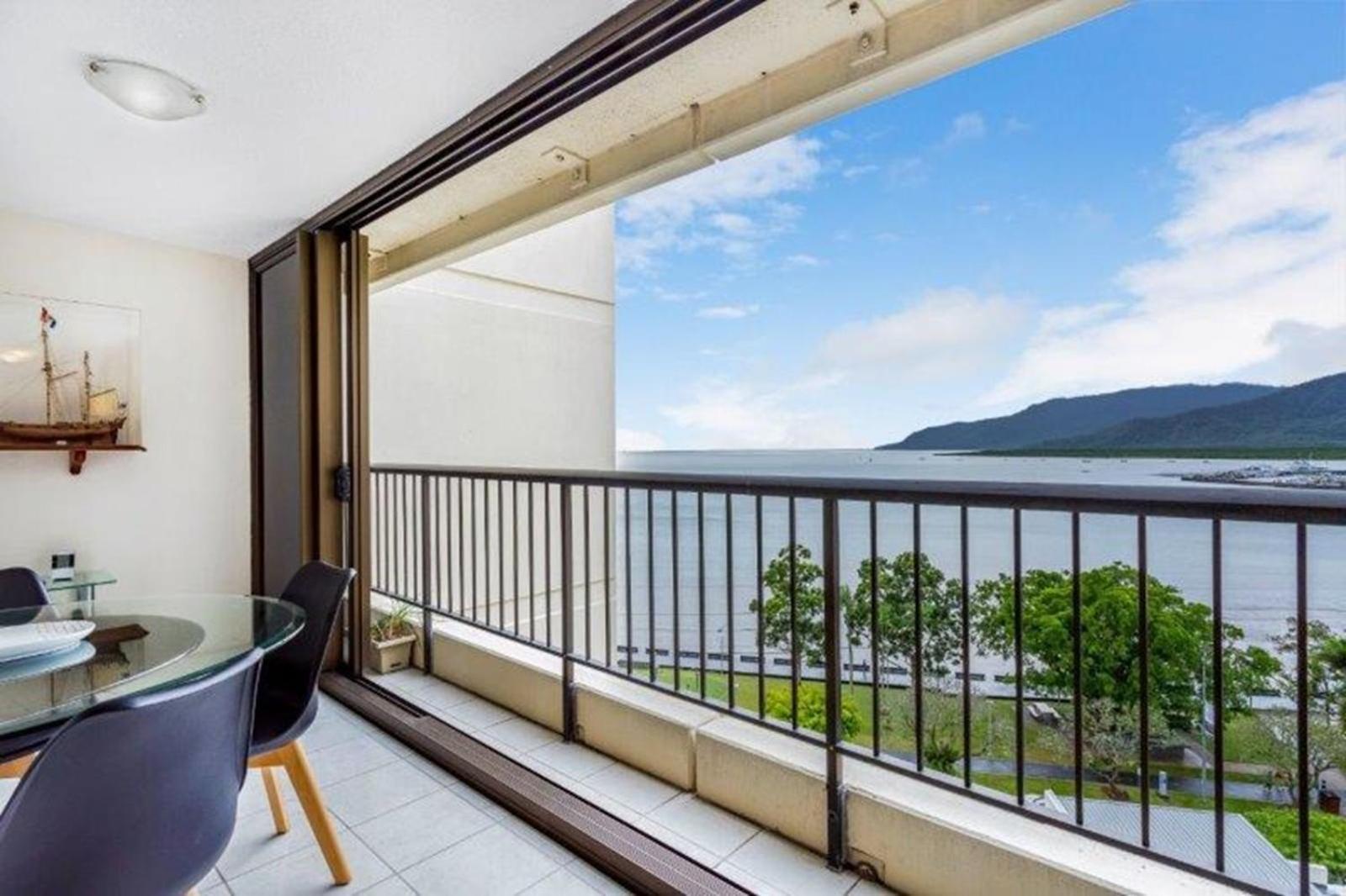 Cairns Ocean View Apartment In Aquarius Eksteriør bilde